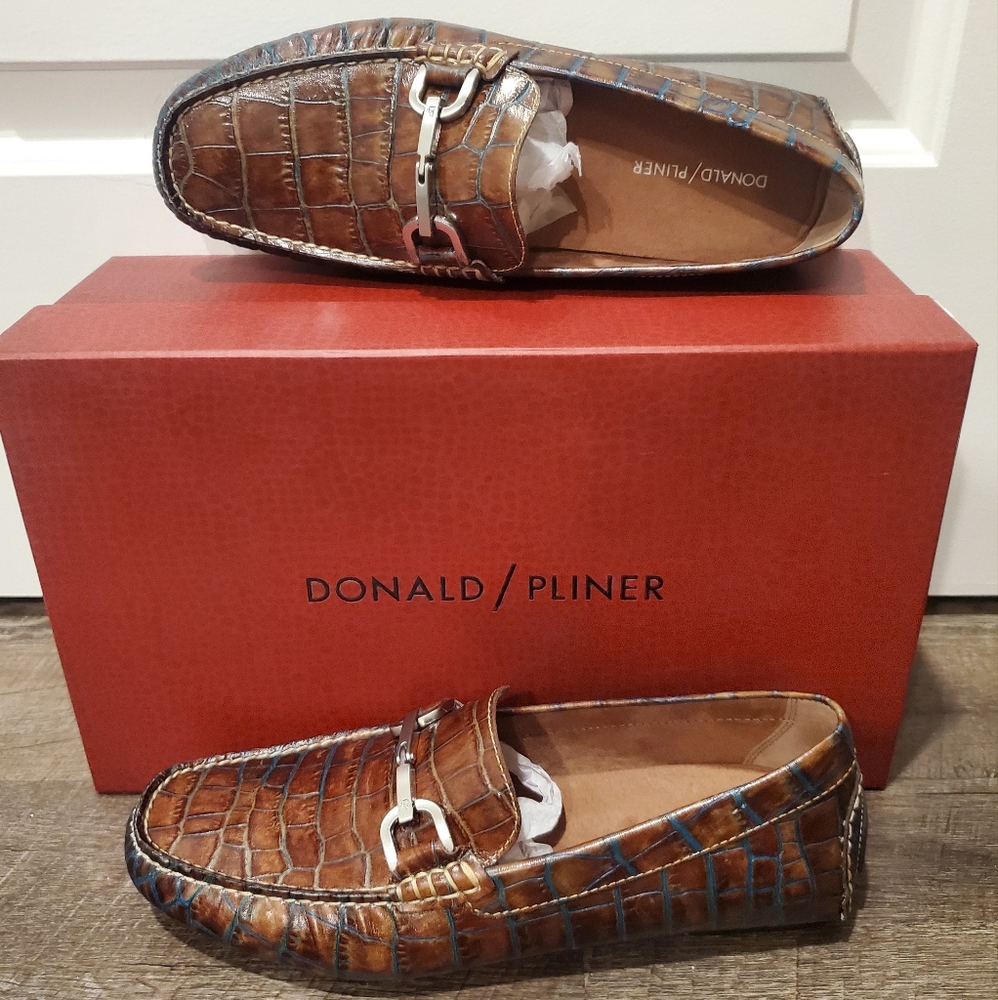 Donald J Pliner Loafers